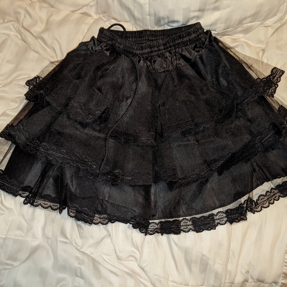 Triple tiered crinoline skirt - Picture 5 of 10